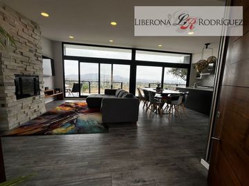 Casa en Venta en Parcela con casa en Cajón de Lebu, Limache
