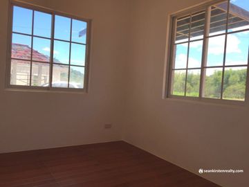 2 Bedroom Bungalow House for Sale in Valencia Estates