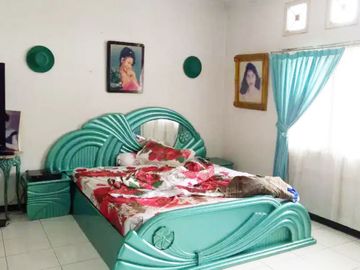 Rumah/Gedung Dijual Pinggir Jalan di Dampit Malang