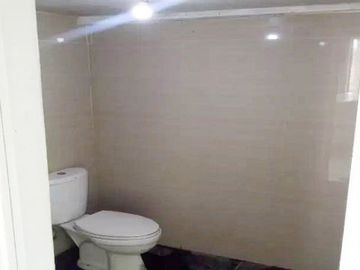Rumah/Gedung Dijual Pinggir Jalan di Dampit Malang