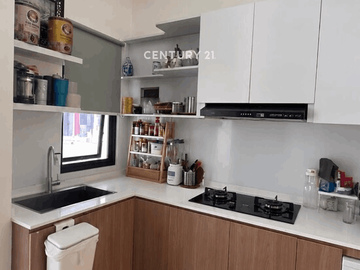 Rumah Semi Furnished Siap Huni Di Kota Baru Parahyangan Bandung