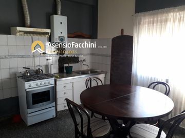 Casa de 2 dormitorios y un baño en barrio sanche elia
