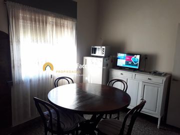Casa de 2 dormitorios y un baño en barrio sanche elia