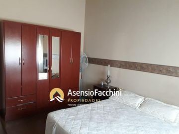 Casa de 2 dormitorios y un baño en barrio sanche elia