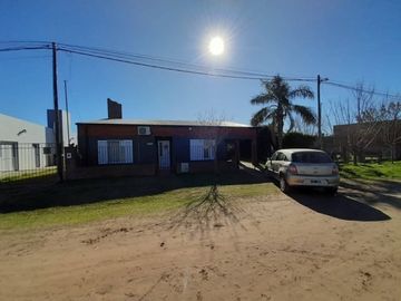 VENTA: CASA EN CORONDA - Ref. 925