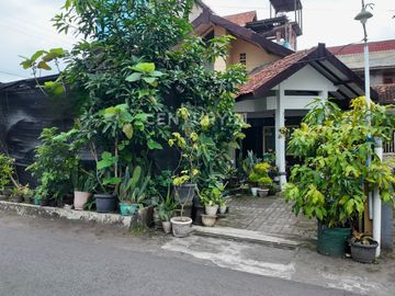 Rumah Kost Dengan 12 Kamar 500 M Dari Ambarukmo Plaza Mall