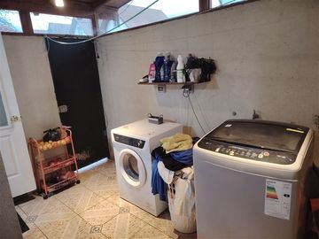 Casa en venta de 4 dorm. en Huechuraba