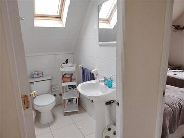 Casa en venta de 4 dorm. en Huechuraba