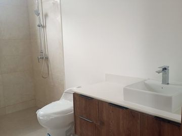 Venta, A Estrenar Casas De Cuatro Dormitorios Sector Valle de Los Chillos