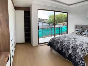Venta, A Estrenar Casas De Cuatro Dormitorios Sector Valle de Los Chillos