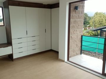 Venta, A Estrenar Casas De Cuatro Dormitorios Sector Valle de Los Chillos