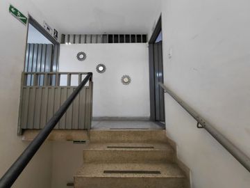 oficina en arriendo en junín. Cod A127411