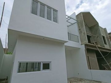 Rumah Baru di Tanimulya Cimahi Dekat SMAN 1 Ngamprah.