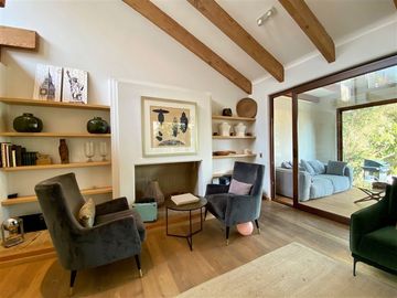 Casa en Arriendo 5D 4B en Sta María Manquehue Vitacura