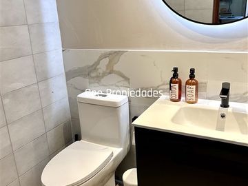 Casa en Arriendo 5D 4B en Sta María Manquehue Vitacura