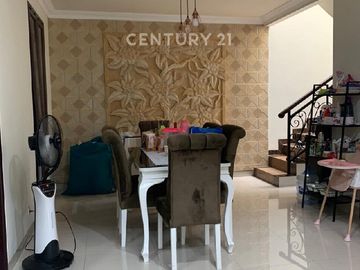 Rumah Modern 2 Lantai Lokasi Strategis Di Cipinang Jakarta S9305
