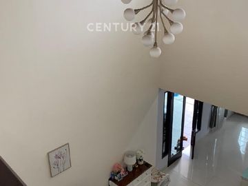 Rumah Modern 2 Lantai Lokasi Strategis Di Cipinang Jakarta S9305
