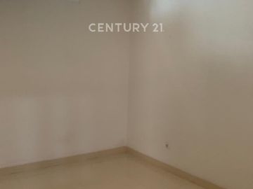 Rumah Modern 2 Lantai Lokasi Strategis Di Cipinang Jakarta S9305