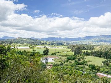 VENTA de LOTES en COGUA