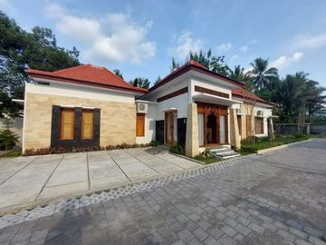 VILLA LARIS DI BOROBUDUR, FULLY FURNISHED