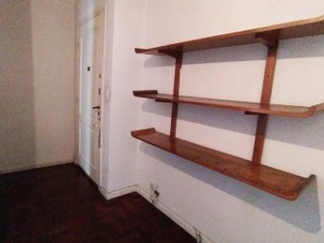 Â¡Oportunidad real! Â¡AMPLIO departamento muy LUMINOSO y TRANQUILO en BUEN EDIFICIO!