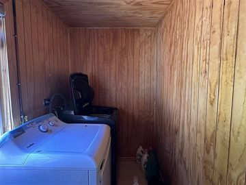 Parcela con linda casa en condominio Lomas de Monteverde
