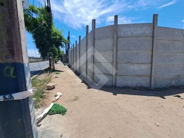 Sitio en venta en La Cisterna