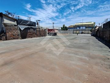 Sitio en venta en La Cisterna