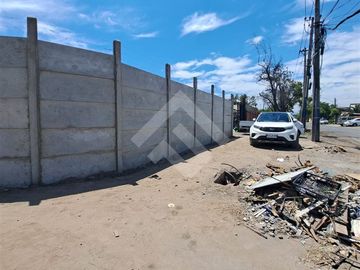 Sitio en venta en La Cisterna