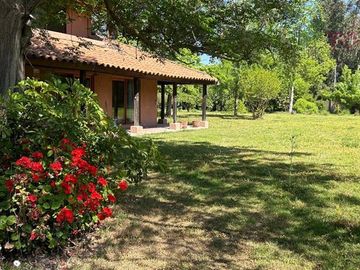 Casa en parcela en arriendo de 4D/3B en Calera de Tango