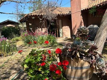 Casa en parcela en arriendo de 4D/3B en Calera de Tango