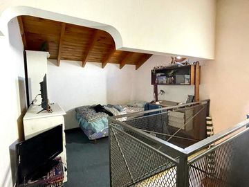 Triplex en venta en Wilde Centro
