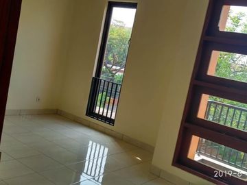 - DIJUAL CEPAT !! Rumah Bagus Jalan 3 Mobil di Harapan Indah , Harga OK