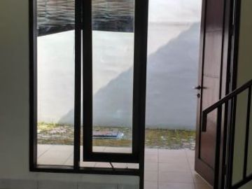 - DIJUAL CEPAT !! Rumah Bagus Jalan 3 Mobil di Harapan Indah , Harga OK