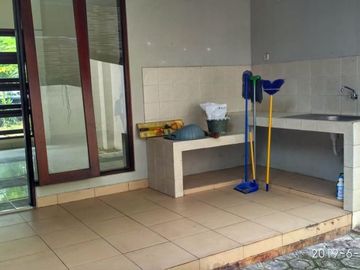 - DIJUAL CEPAT !! Rumah Bagus Jalan 3 Mobil di Harapan Indah , Harga OK