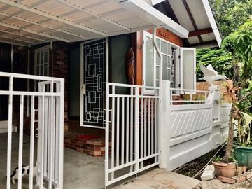 Dijual Cepat Rumah Cantik dan Murah di Villa Melati Mas Tangerang Selatan Sudah Renovasi Total Bagus Strategis Siap Huni