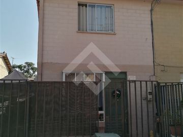 Casa en Venta en avenida caupolican
