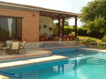casa campestre en venta en turbaco. Cod V73478