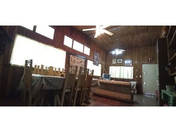 SE VENDE CASA DE CAMPO EN VIA PRINCIPAL >>LA MESA<<