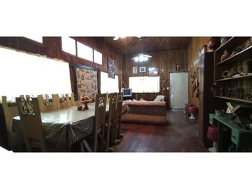 SE VENDE CASA DE CAMPO EN VIA PRINCIPAL >>LA MESA<<