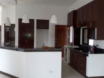 One Storey House and Lot for Rent in Angeles City Near SM Cl