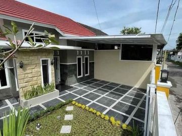 RUMAH BARU SIAP HUNI DI SLEMAN