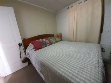 CASA ESQUINA DE UN PISO RESIDENCIAL O COMERCIAL