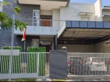 Dijual Rumah Mewah Dian Istana Surabaya Semi Furnish