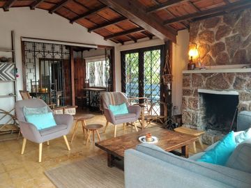 Se vende Linda casa en Algarrobo
