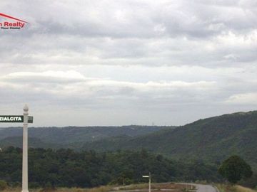 LOT FOR SALE in Antipolo Rizal FOR MORE INQUIRIES, contact: DONALD PORTUGUEZ SUN# 0933825---- TM# 0955561----