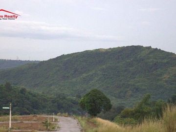LOT FOR SALE in Antipolo Rizal FOR MORE INQUIRIES, contact: DONALD PORTUGUEZ SUN# 0933825---- TM# 0955561----