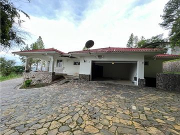 VENTA CASA EN SORA CERCA A ALTOS DEL MARIA CV