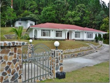VENTA CASA EN SORA CERCA A ALTOS DEL MARIA CV