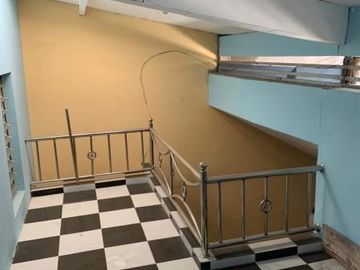 Rumah Disewakan 2 Lantai Lokasi di Babatan Indah, Wiyung Surabaya